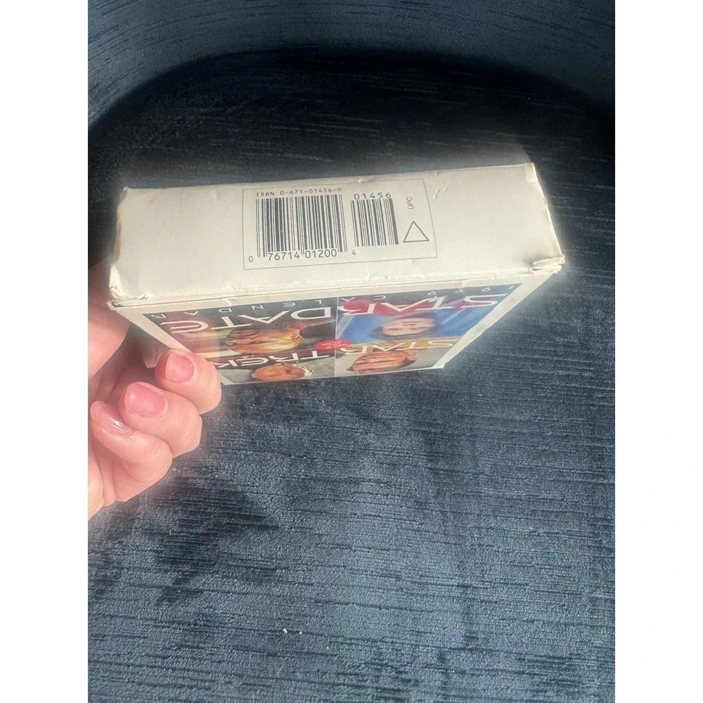 Star Trek‎ Stardate 1999 Desk Calendar by Pocket Books, vintage never used